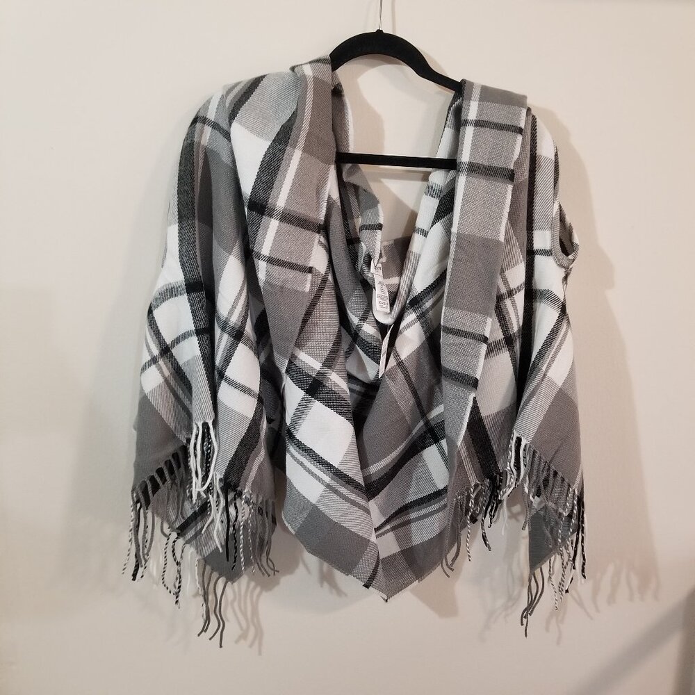 NWT J. Crew Factory Plaid Cape Scarf – Black, Gray, White – One Size